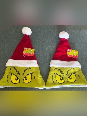 2)Dr. Seuss The Grinch Santa Beanie Winter Hat NEW WITH TAG